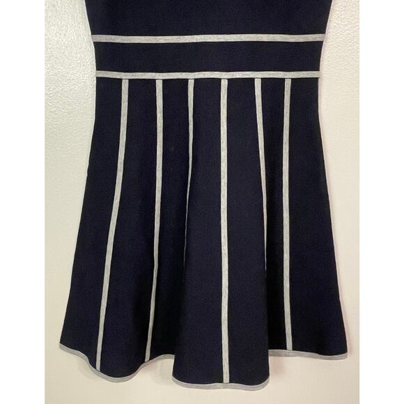 Brooks Brothers Red Fleece Navy Blue & Gray Sweater Dress Pleated Flare S Small - Picture 6 of 11